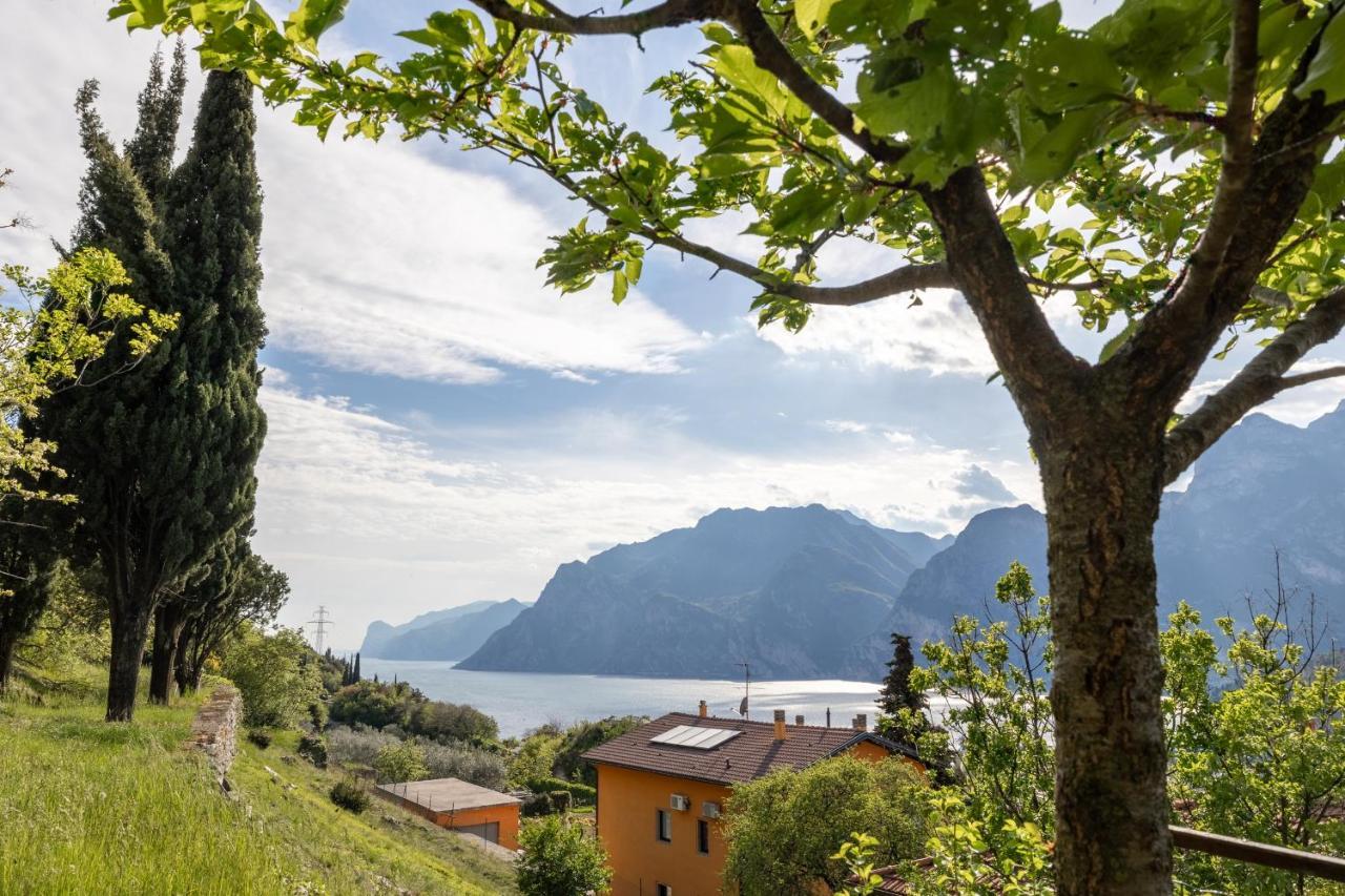 Appartamento Al Forte Торболе Экстерьер фото